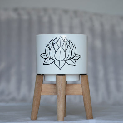 Beeswax Stand Candle - Lotus Flower Design